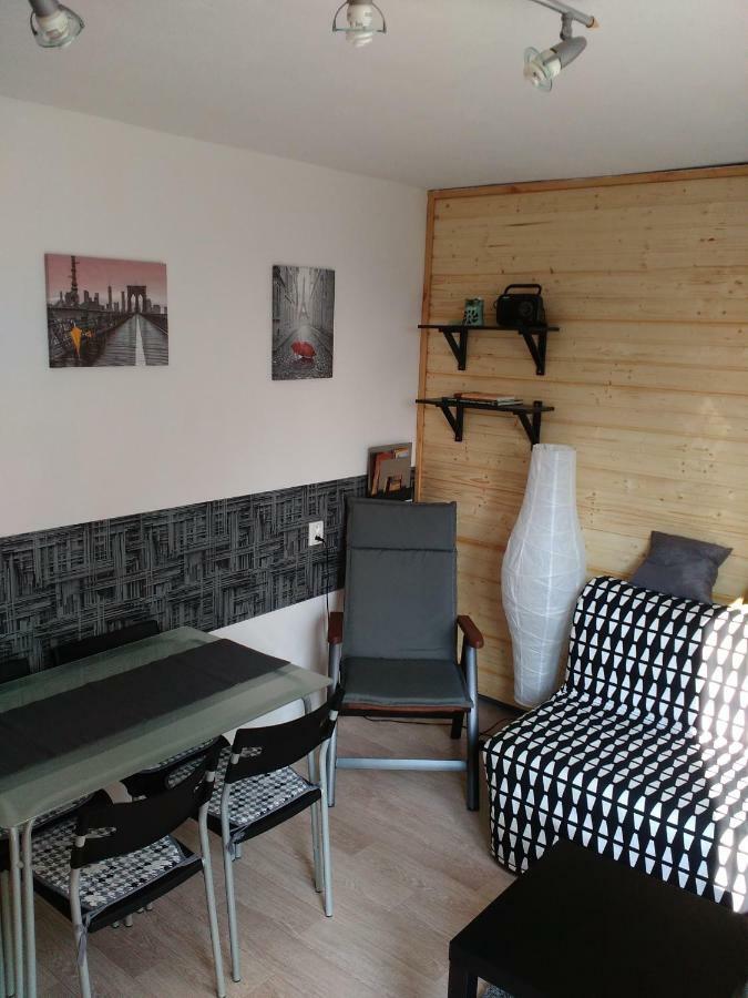 Na Polesi Apartment Zlutice Luaran gambar